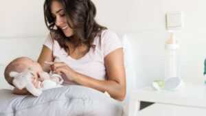 How to care for yourself while caring for a newborn?